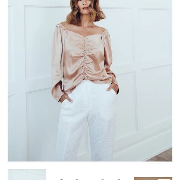 NWT- beautiful Hilary Macmillan Top - Picture 3 of 4